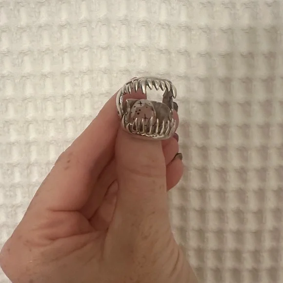 Fang vampire Sterling Silver Ring - Picture 2 of 5